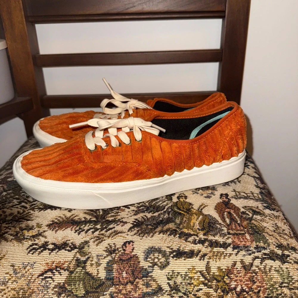 Vans Comfycush Authentic Jumbo Cord Hawaii Sunset Women’s Shoes, sz 7.5
